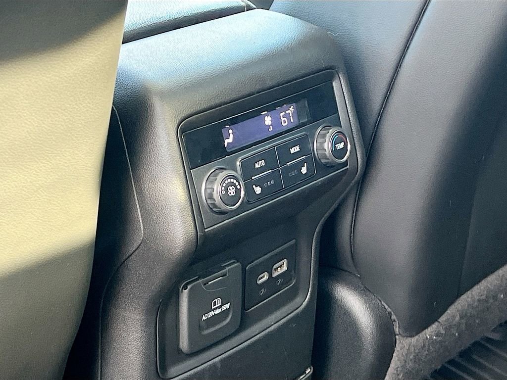 Used 2021 GMC Acadia Denali w/ Denali Ultimate Package image 25