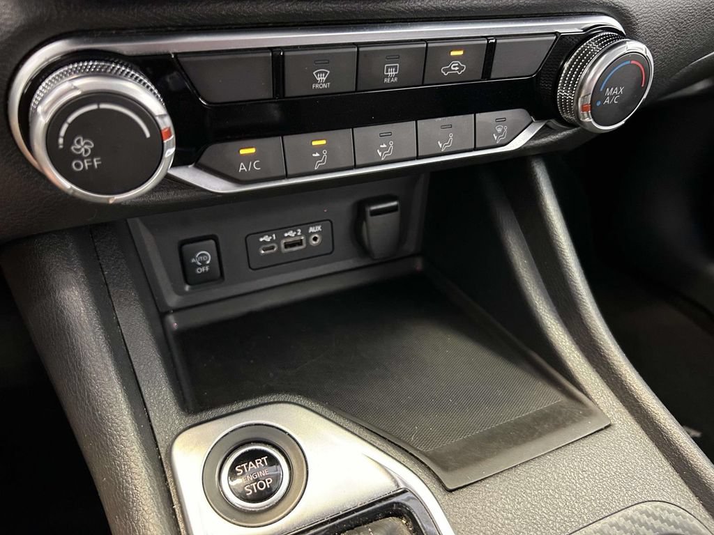 Used 2024 Nissan Sentra SV FWD image 22