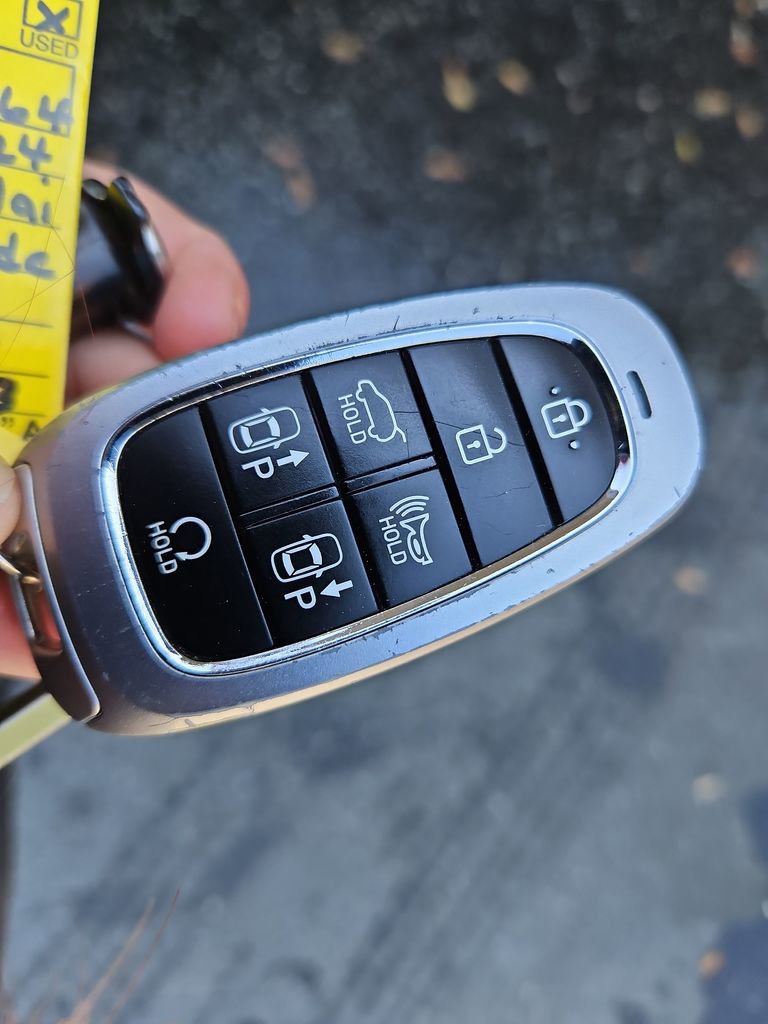 Used 2024 Hyundai Palisade Calligraphy image 42