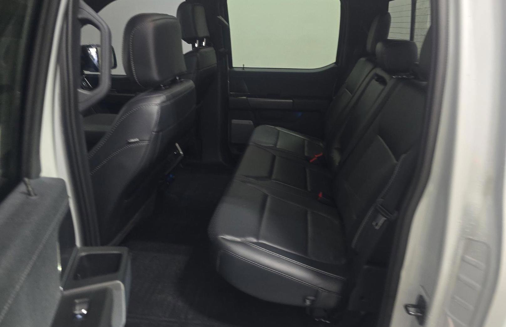 Used 2024 Ford F150 Lariat AWD/4WD image 12