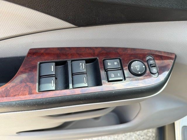 Used 2014 Honda CR-V LX image 12