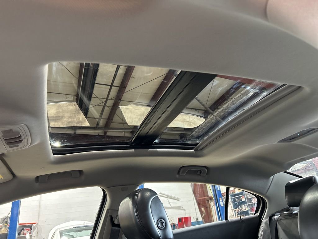 Used 2010 Buick LaCrosse CXL w/ Luxury Package AWD/4WD image 3