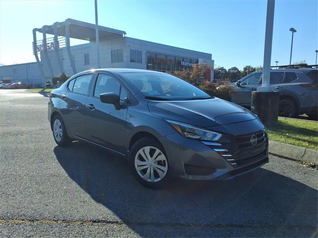 New 2025 Nissan Versa S