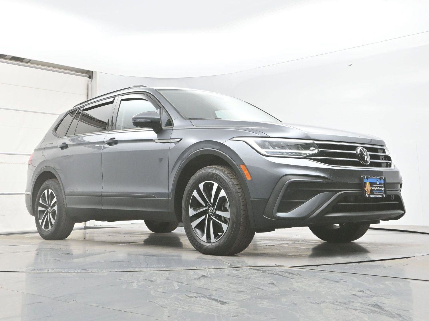 Used 2024 Volkswagen Tiguan S image 29
