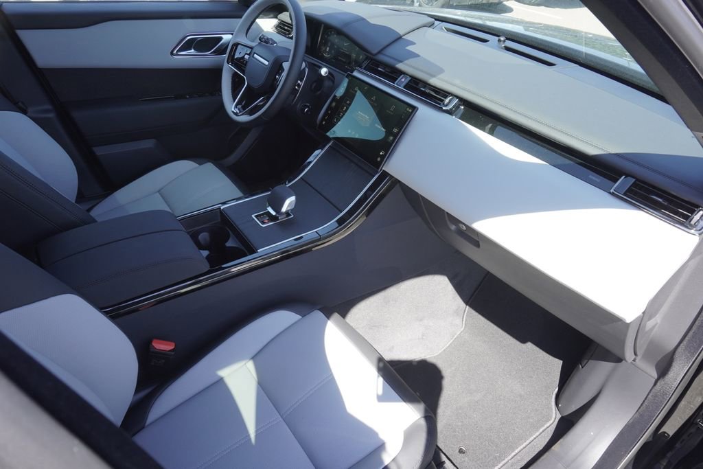 New 2026 Land Rover Range Rover Velar Dynamic SE image 22