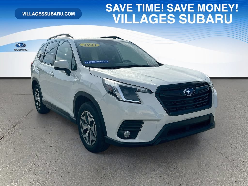 Used 2023 Subaru Forester Premium AWD/4WD image 1
