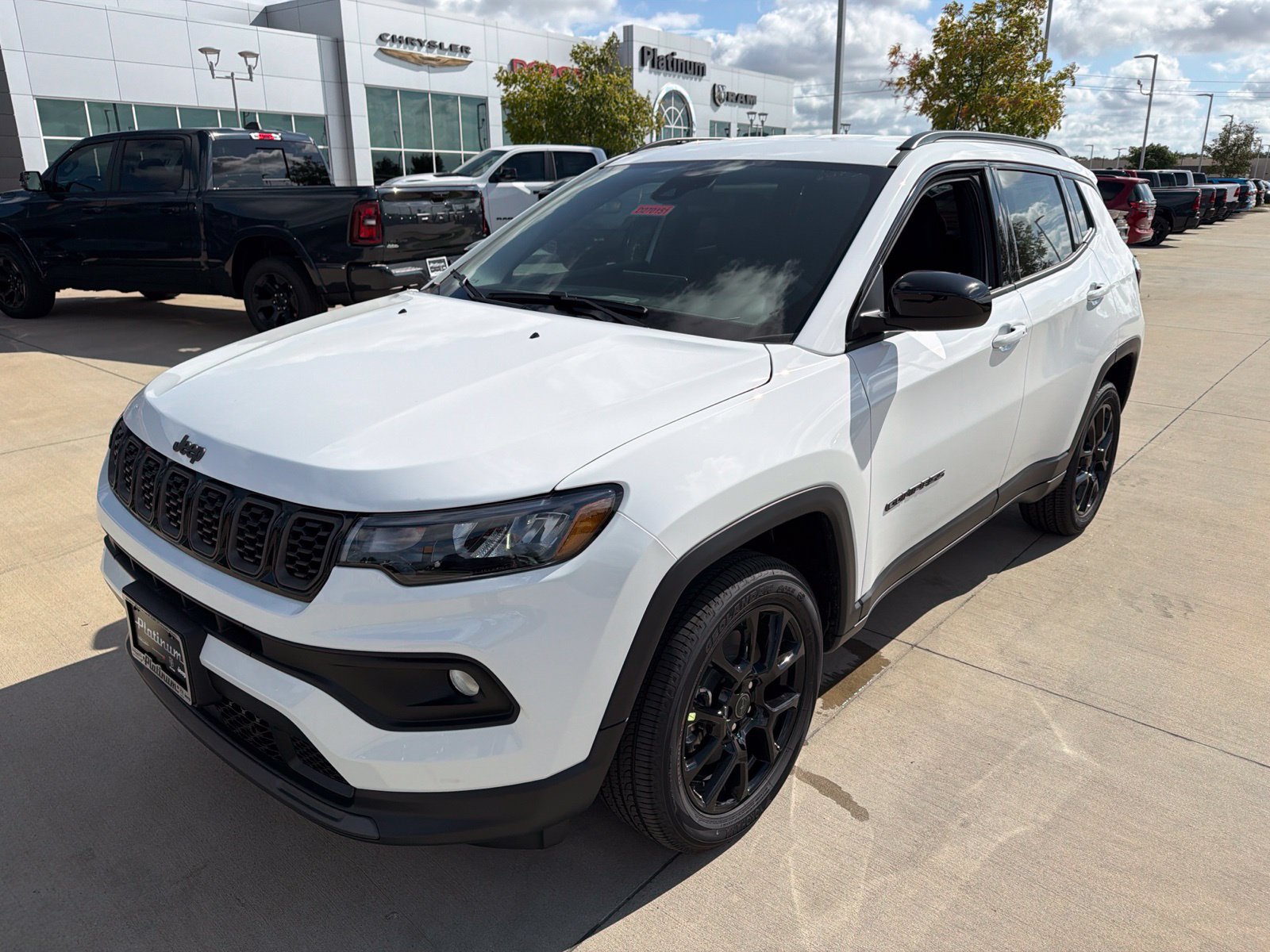New 2027 Jeep Compass Latitude AWD/4WD image 9