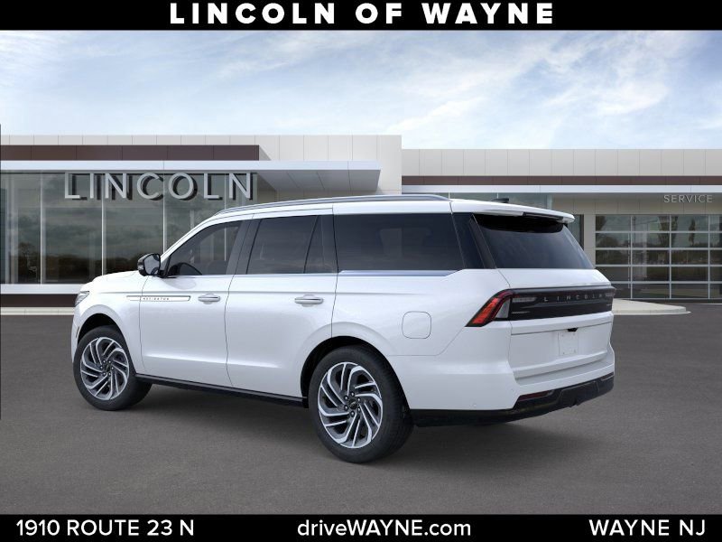 New 2025 Lincoln Navigator Reserve image 5