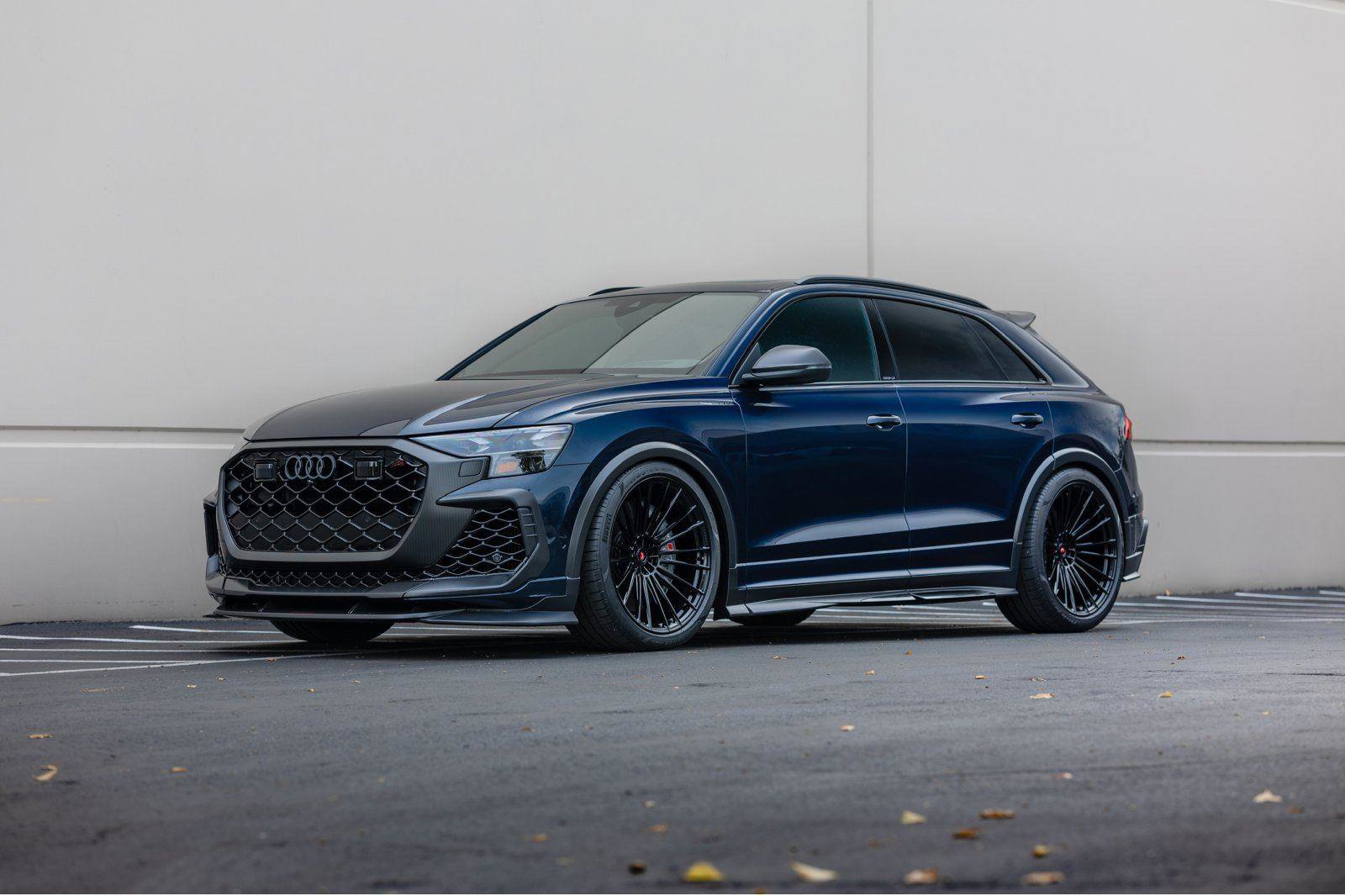 Used 2025 Audi RS Q8 performance image 27