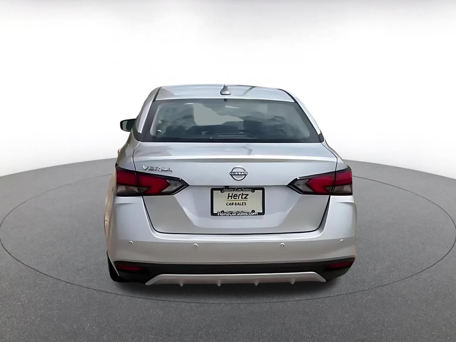 Used 2025 Nissan Versa SV FWD image 12