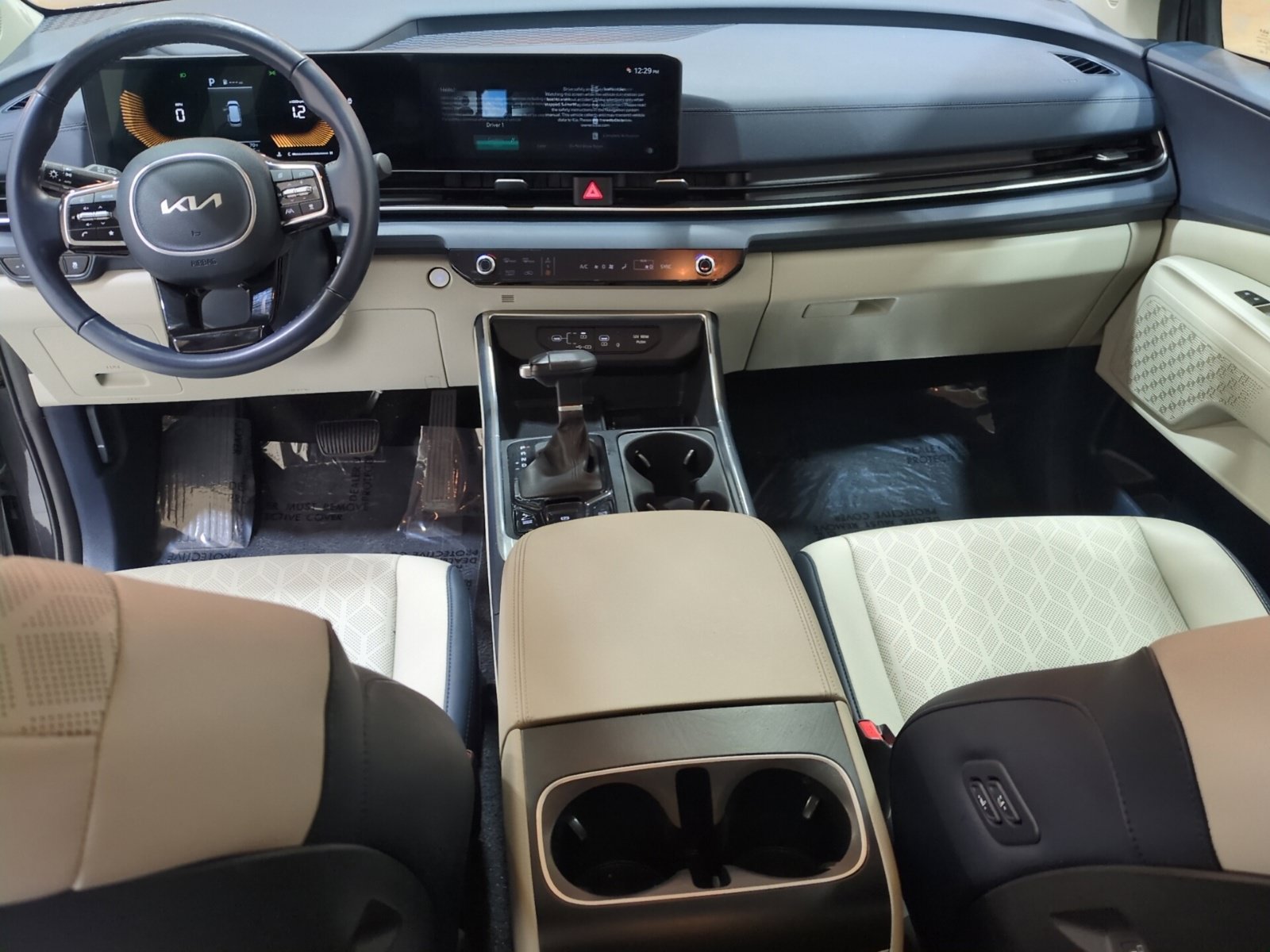 Certified 2025 Kia Carnival EX FWD image 18