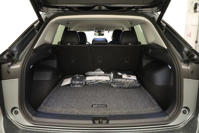 New 2026 Volkswagen Tiguan SE AWD/4WD image 31
