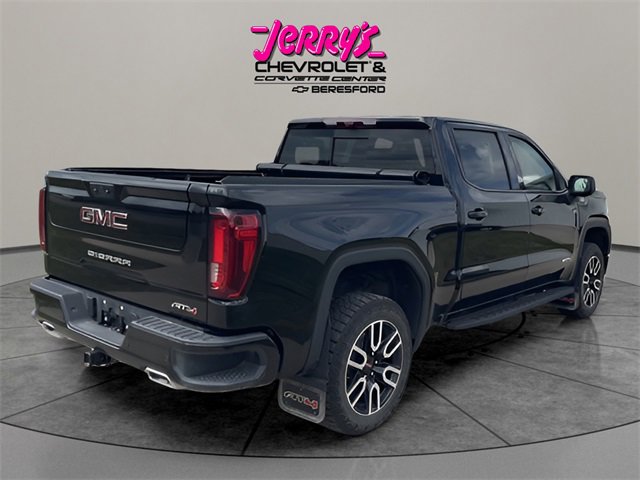 Used 2024 GMC Sierra 1500 AT4 w/ Technology Package image 5