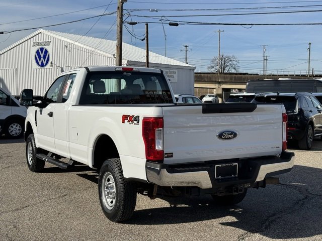 Used 2017 Ford F250 XL w/ Power Equipment Group image 3