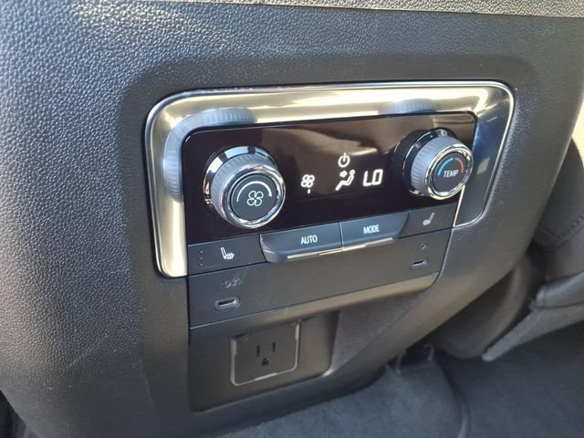 Used 2026 Chevrolet Tahoe RST w/ Comfort Package AWD/4WD image 19