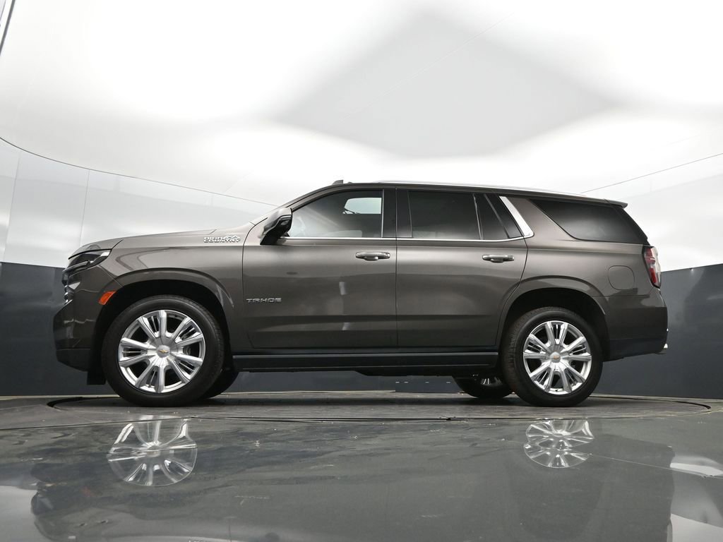 Used 2021 Chevrolet Tahoe High Country w/ Premium Package image 41