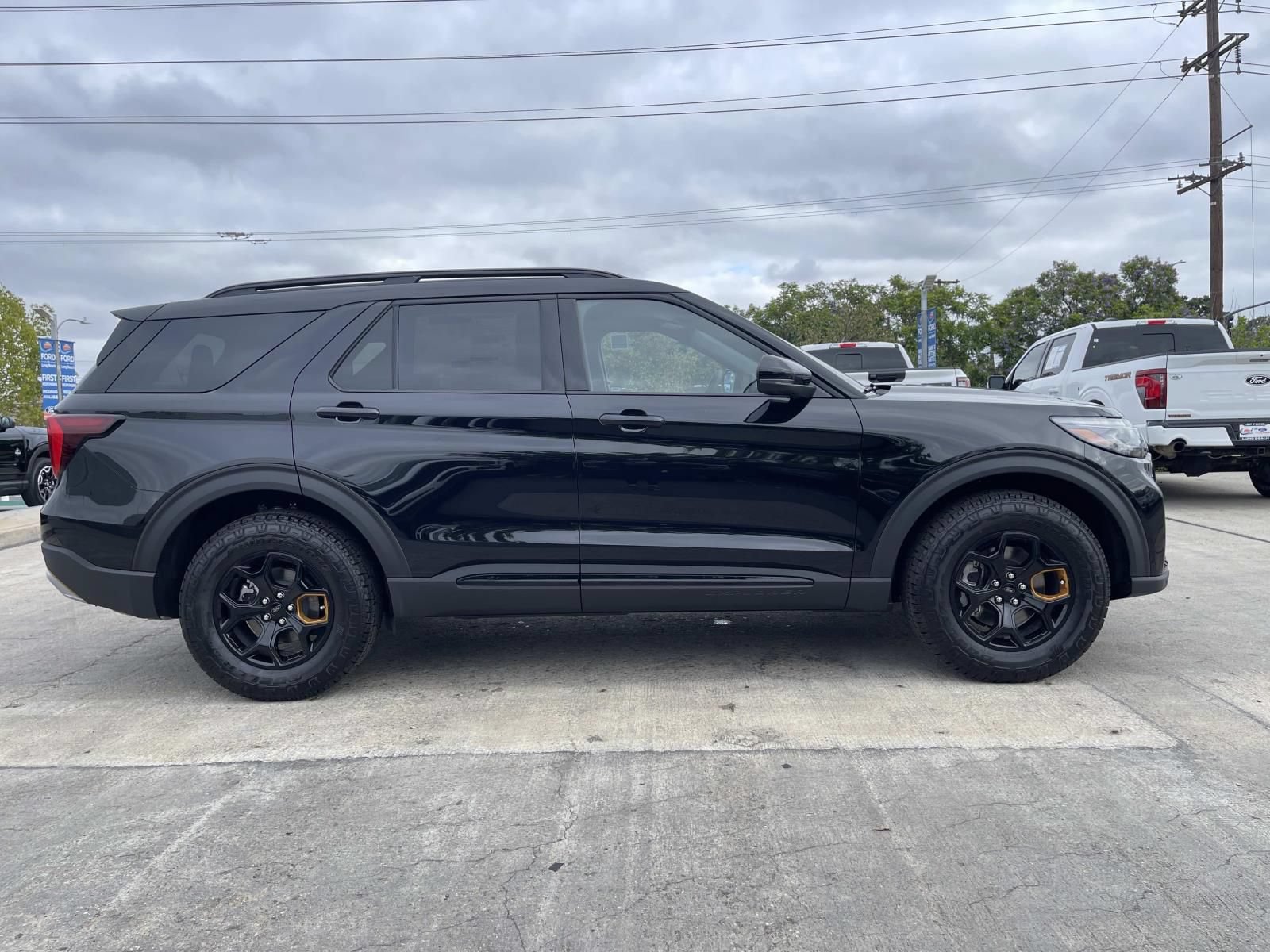 New 2026 Ford Explorer Tremor w/ Tremor Ultimate Package AWD/4WD image 2