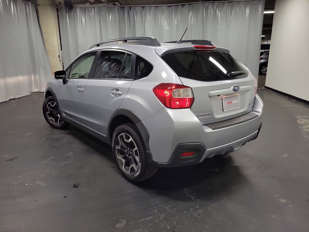 Used 2017 Subaru Crosstrek 2.0i Premium image 7
