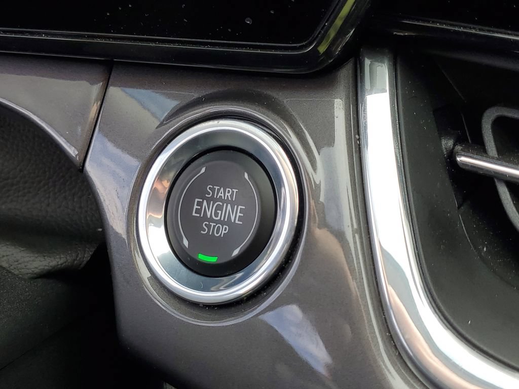 Used 2025 Chevrolet Trax ACTIV w/ Sunroof Package FWD image 29