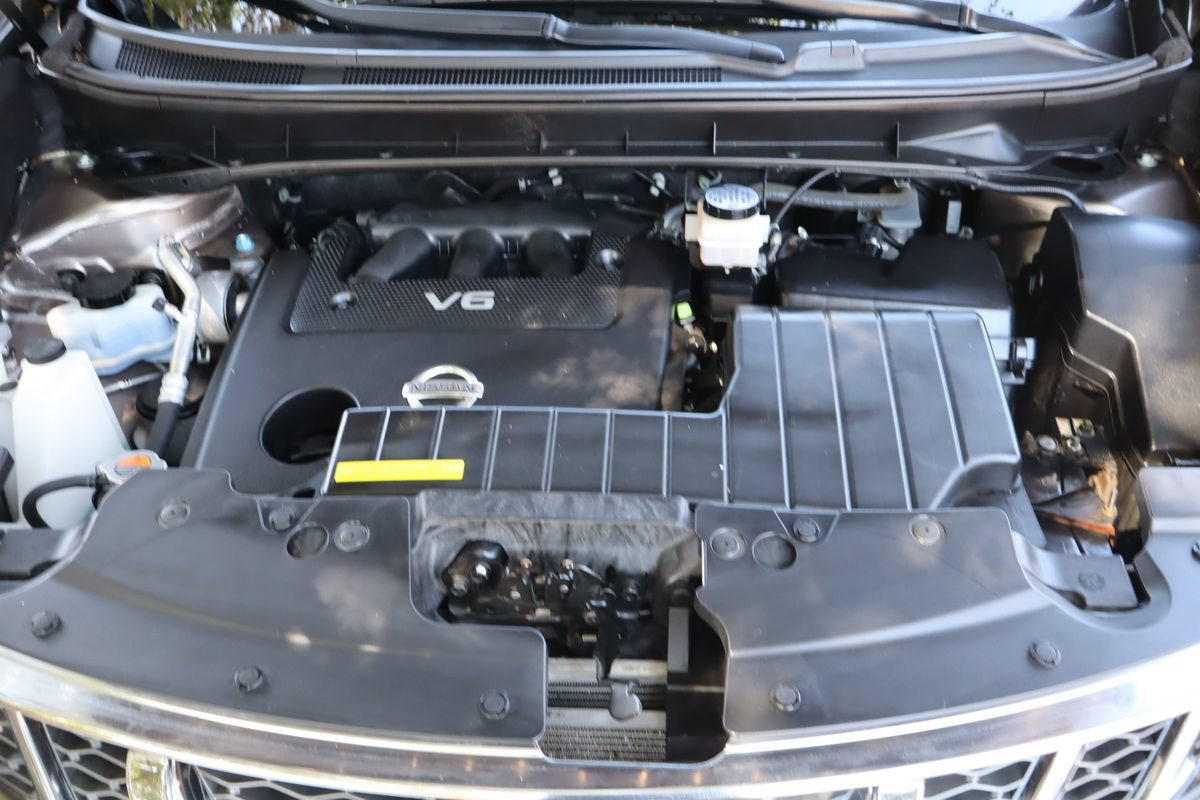Used 2013 Nissan Murano SV AWD/4WD image 39