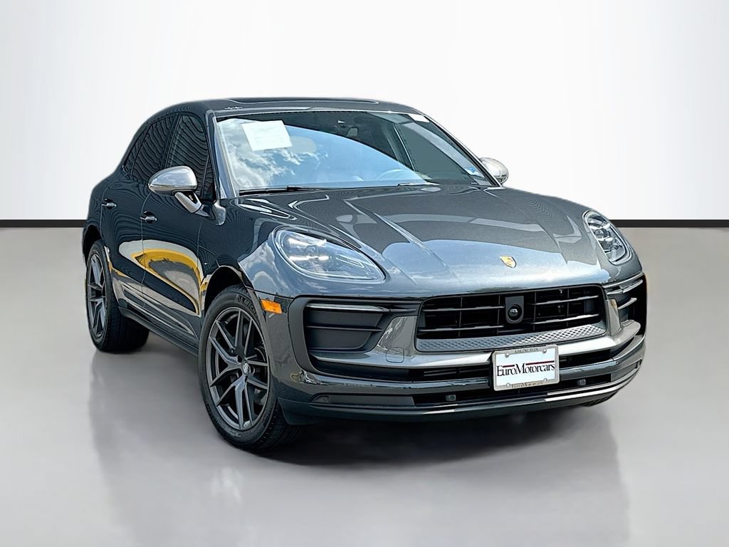 Certified 2026 Porsche Macan Turbo AWD/4WD image 7