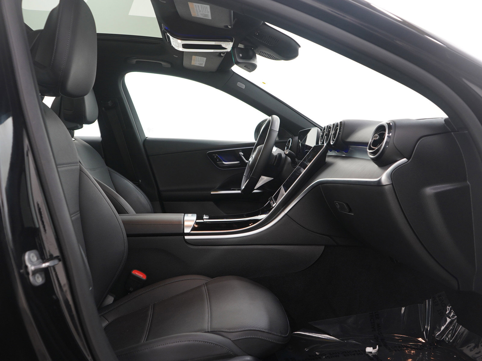 Used 2025 Mercedes-Benz C 300 4MATIC Sedan image 11