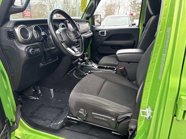 Used 2019 Jeep Wrangler Unlimited Sahara AWD/4WD image 19
