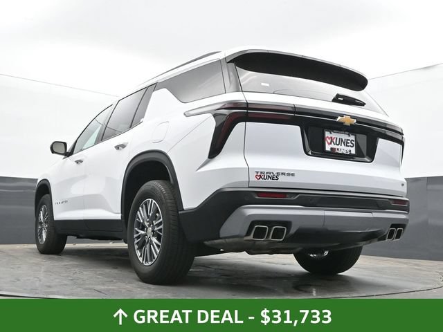 Used 2024 Chevrolet Traverse LT FWD image 52