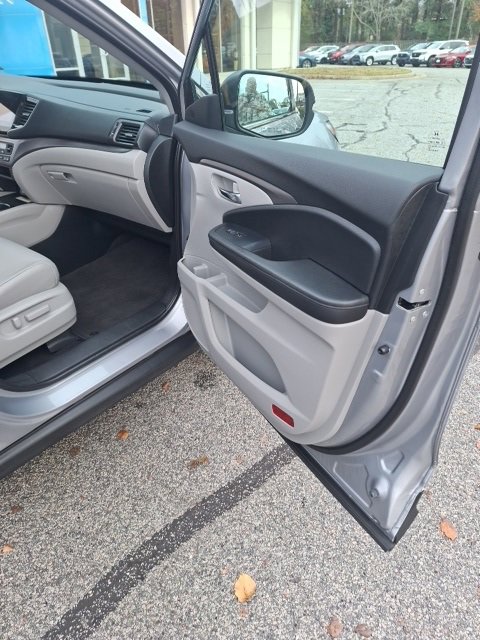 Used 2022 Honda Pilot Special Edition image 13