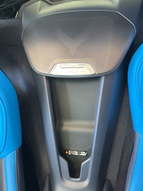 Used 2023 Chevrolet Corvette Stingray Premium Cpe w/ Z51 Performance Package image 19