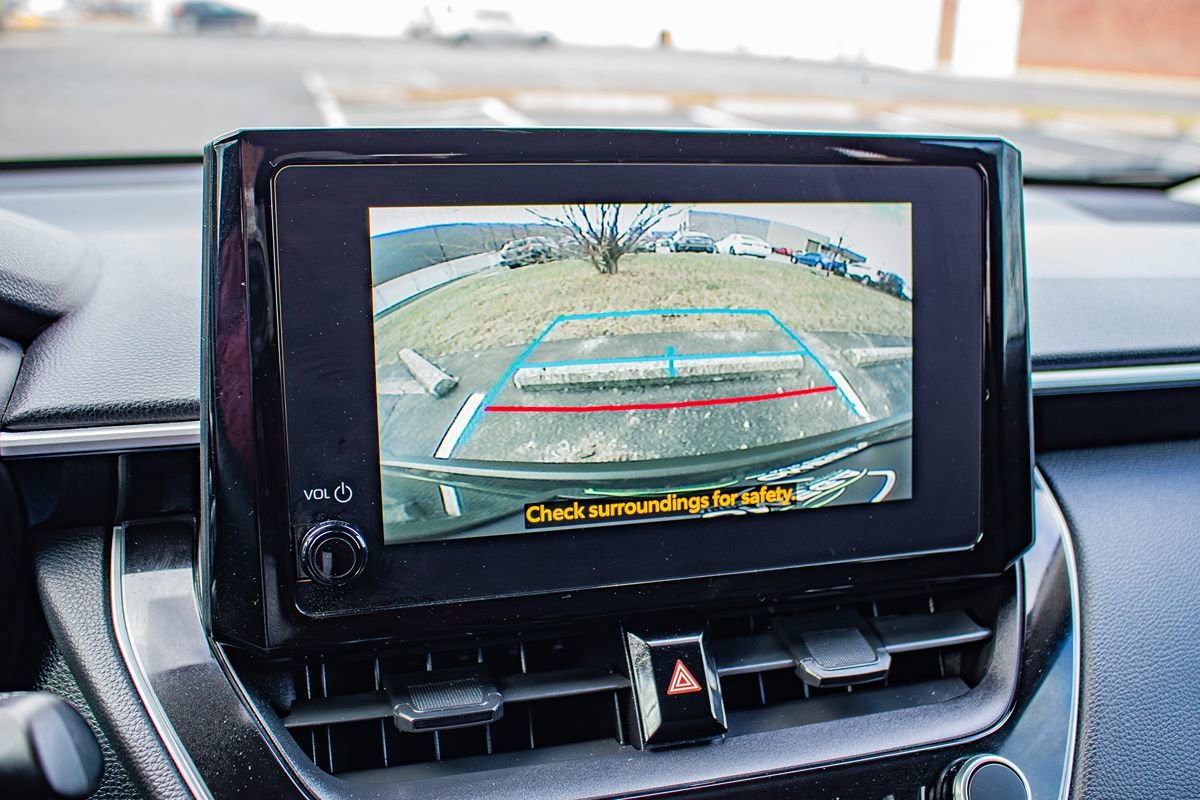 Used 2023 Toyota Corolla Cross LE FWD image 28