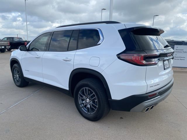 Used 2025 GMC Acadia Elevation image 6