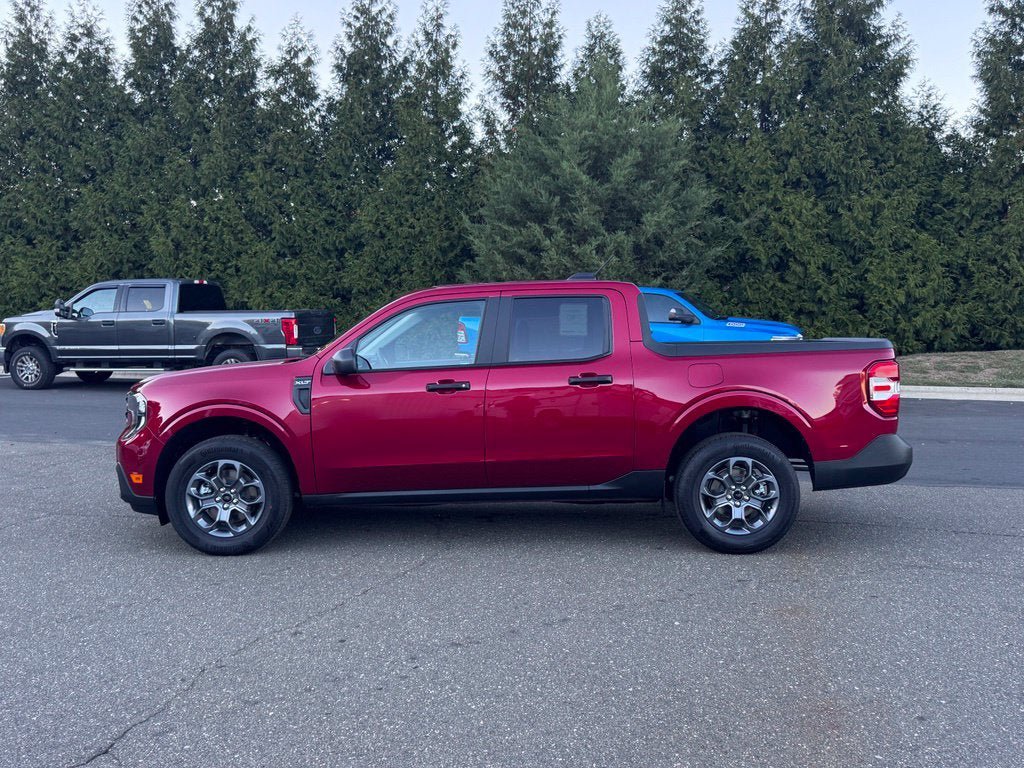 New 2026 Ford Maverick XLT FWD image 2