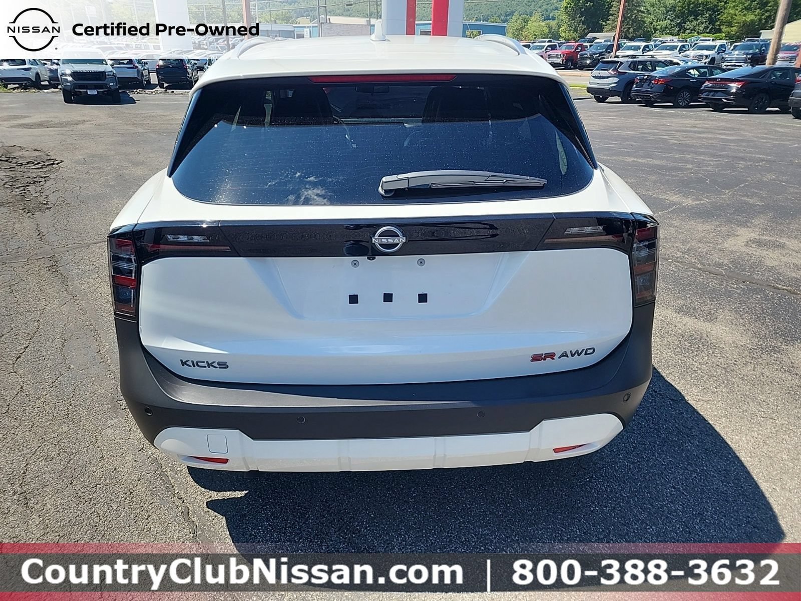 Certified 2025 Nissan Kicks SR w/ SR Premium Package AWD/4WD image 7