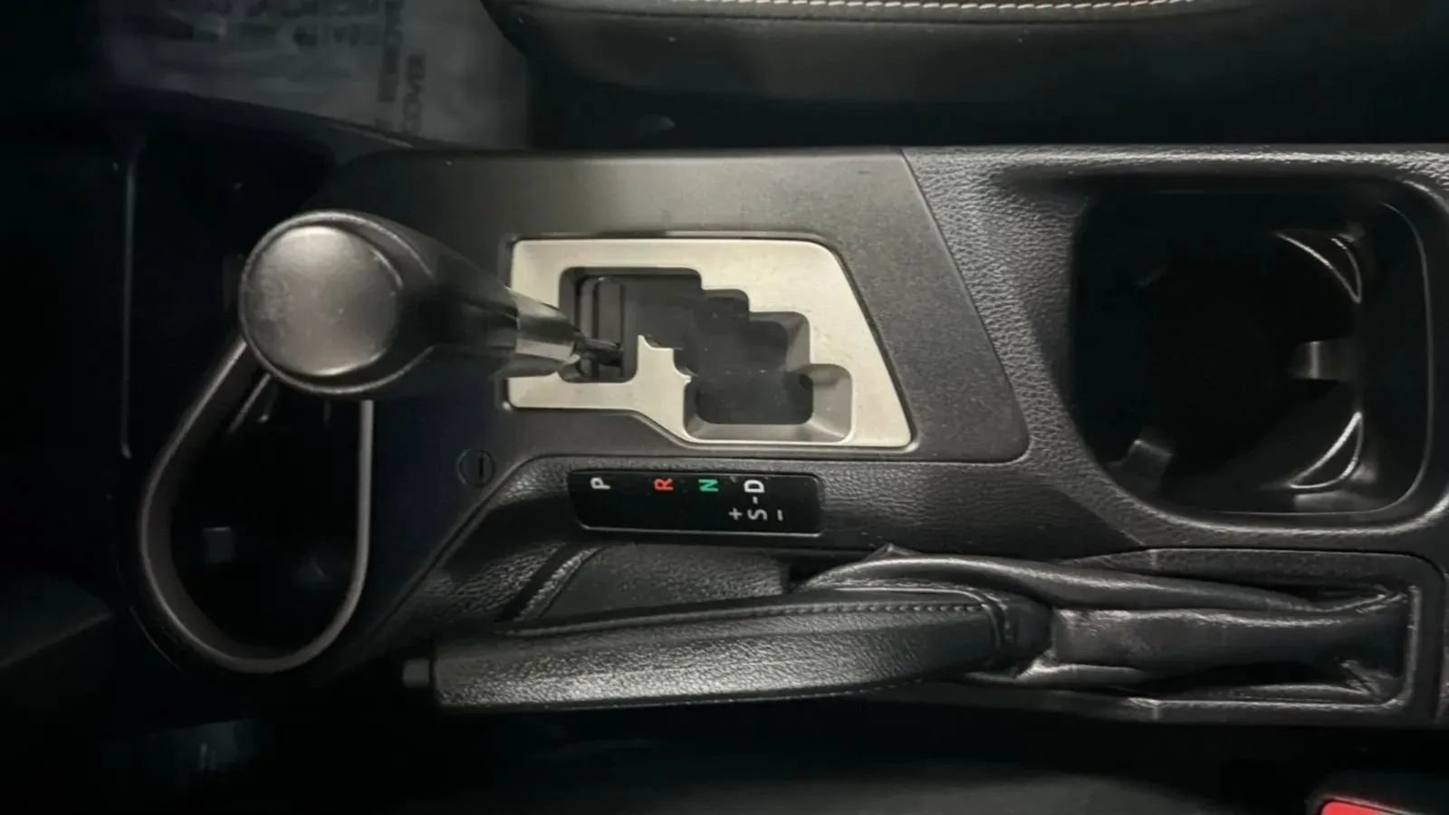Used 2018 Toyota RAV4 XLE FWD image 13