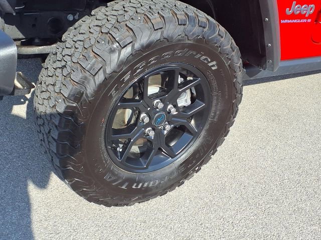 Used 2024 Jeep Wrangler Unlimited AWD/4WD image 8
