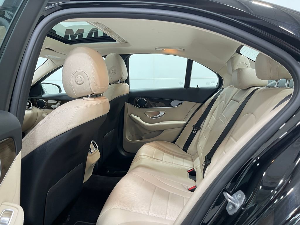 Used 2019 Mercedes-Benz C 300 4MATIC Sedan image 28