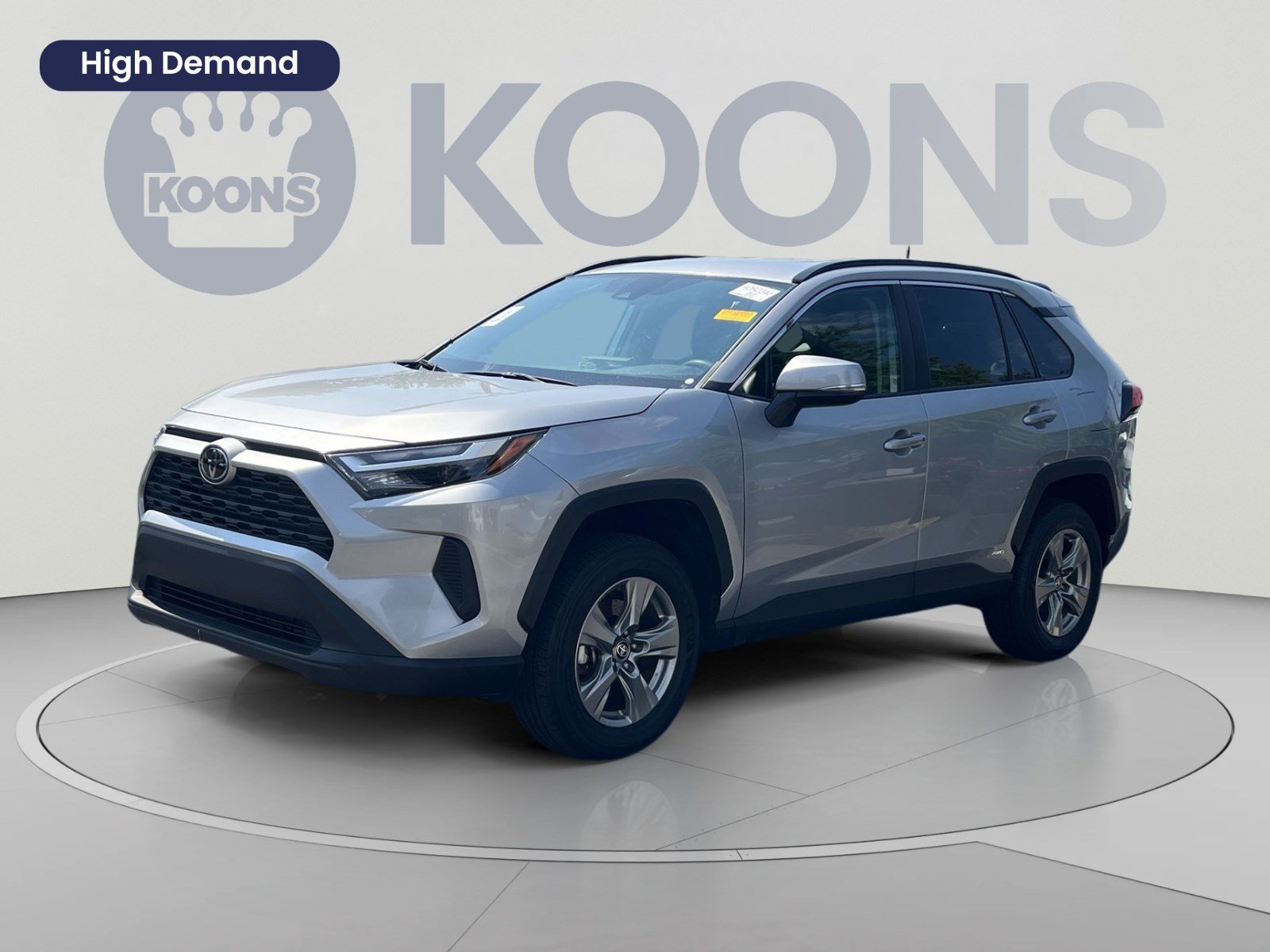 Used 2025 Toyota RAV4 XLE