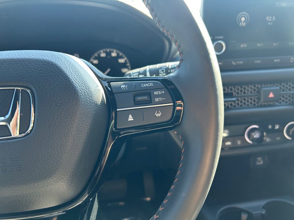 Used 2025 Honda HR-V Sport image 18