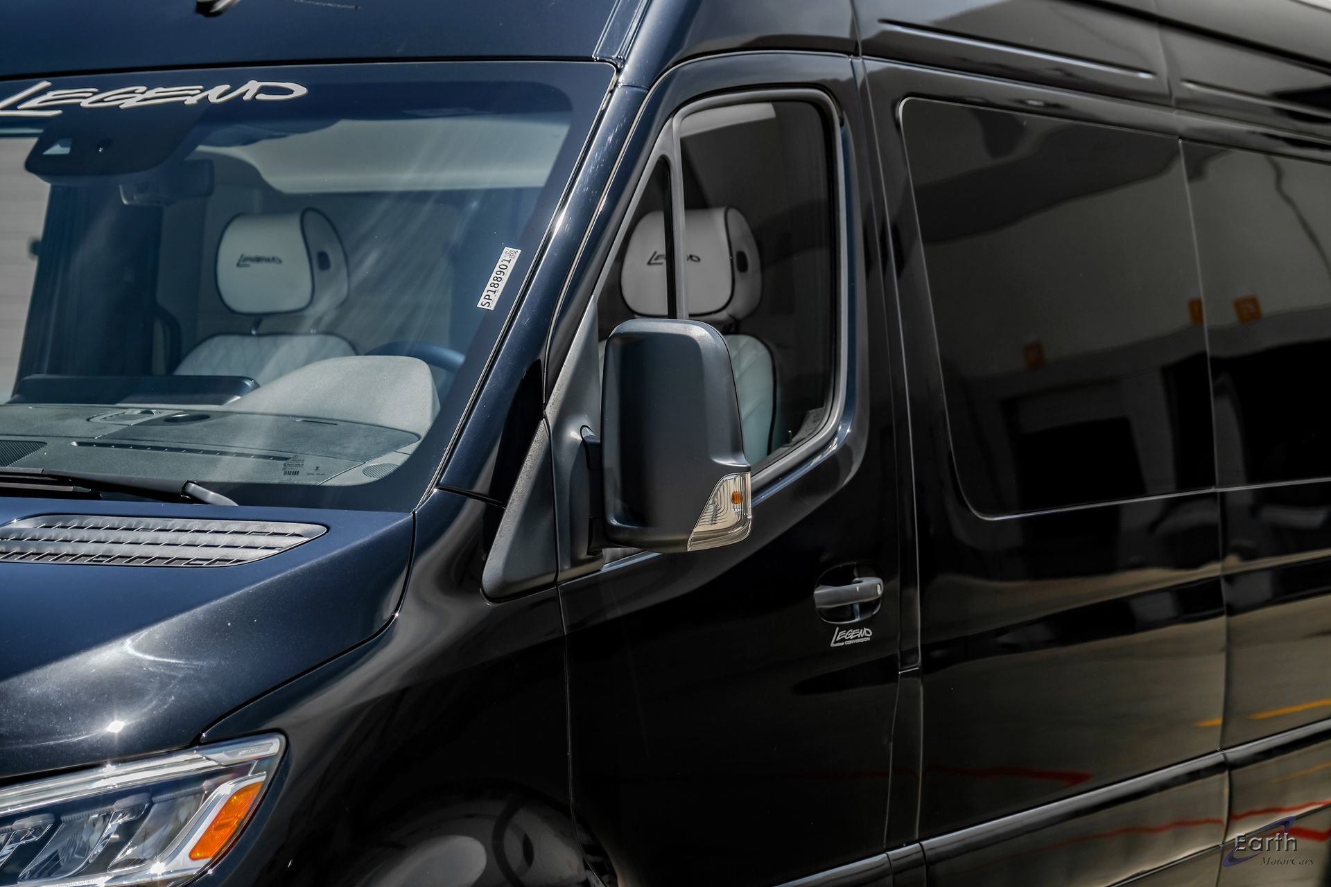 Used 2024 Mercedes-Benz Sprinter 3500 image 28