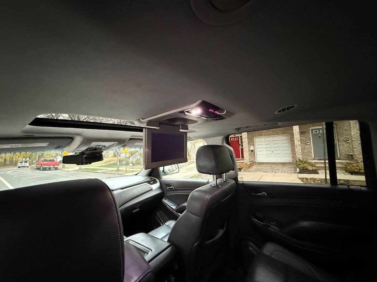 Used 2016 GMC Yukon XL SLT w/ Open Road Package image 12