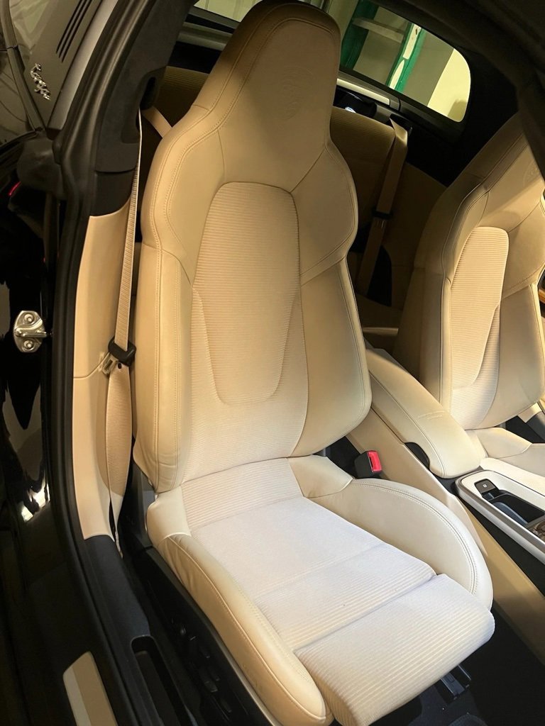 Used 2021 Porsche 911 Targa 4S image 4