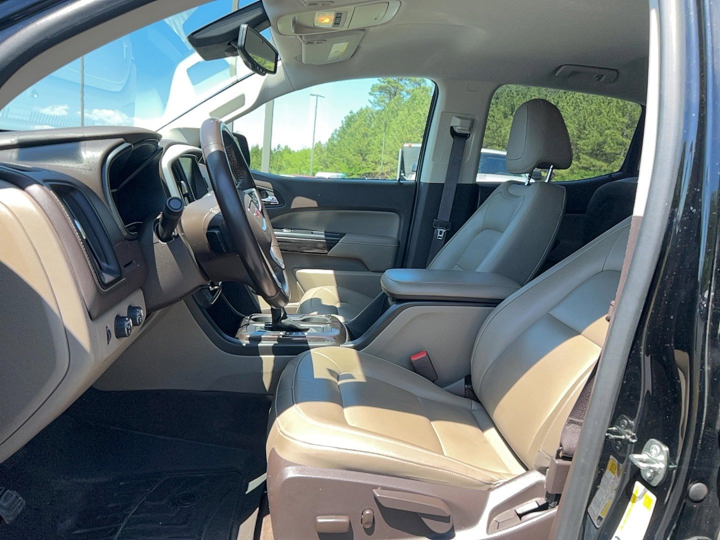 Used 2016 GMC Canyon SLT w/ Driver Alert Package image 10