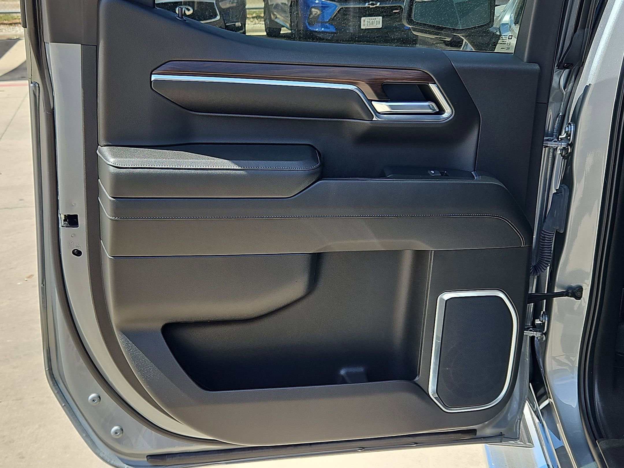 Certified 2024 GMC Sierra 1500 SLT AWD/4WD image 15