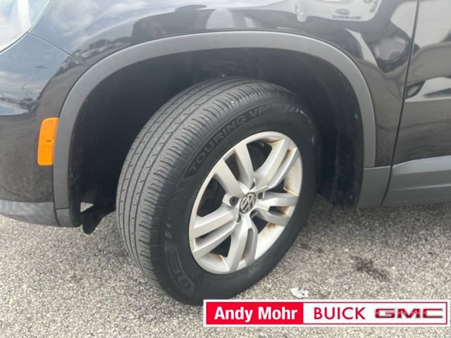 Used 2012 Volkswagen Tiguan S FWD image 43