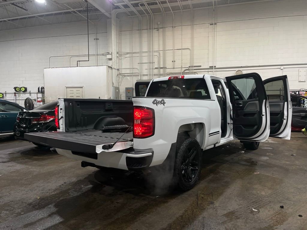 Used 2017 Chevrolet Silverado 1500 Custom w/ Custom Convenience Package image 14