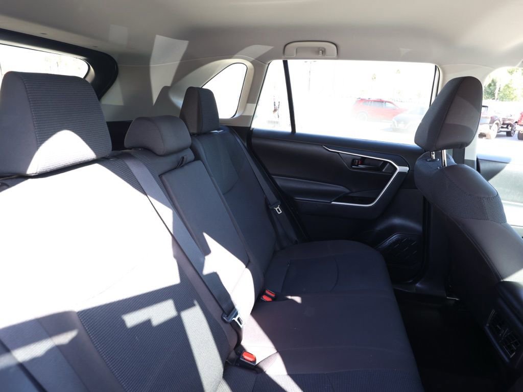 Used 2024 Toyota RAV4 LE image 18