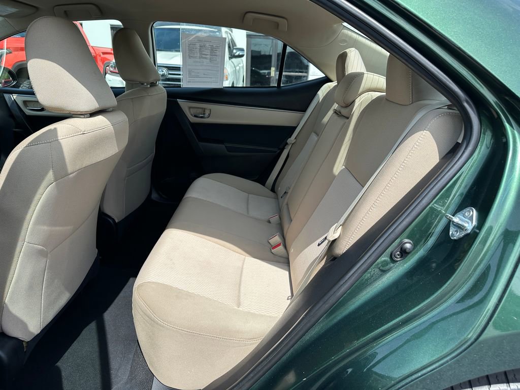 Used 2015 Toyota Corolla LE FWD image 12