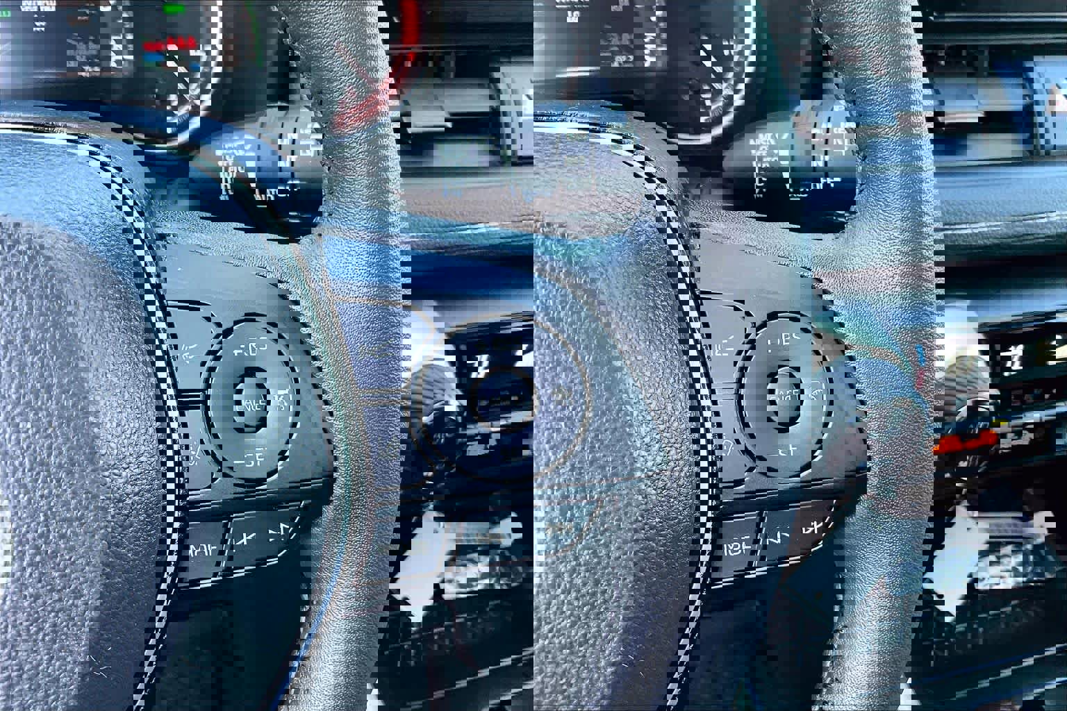 Certified 2025 Toyota RAV4 XLE w/ Weather Package AWD/4WD image 23