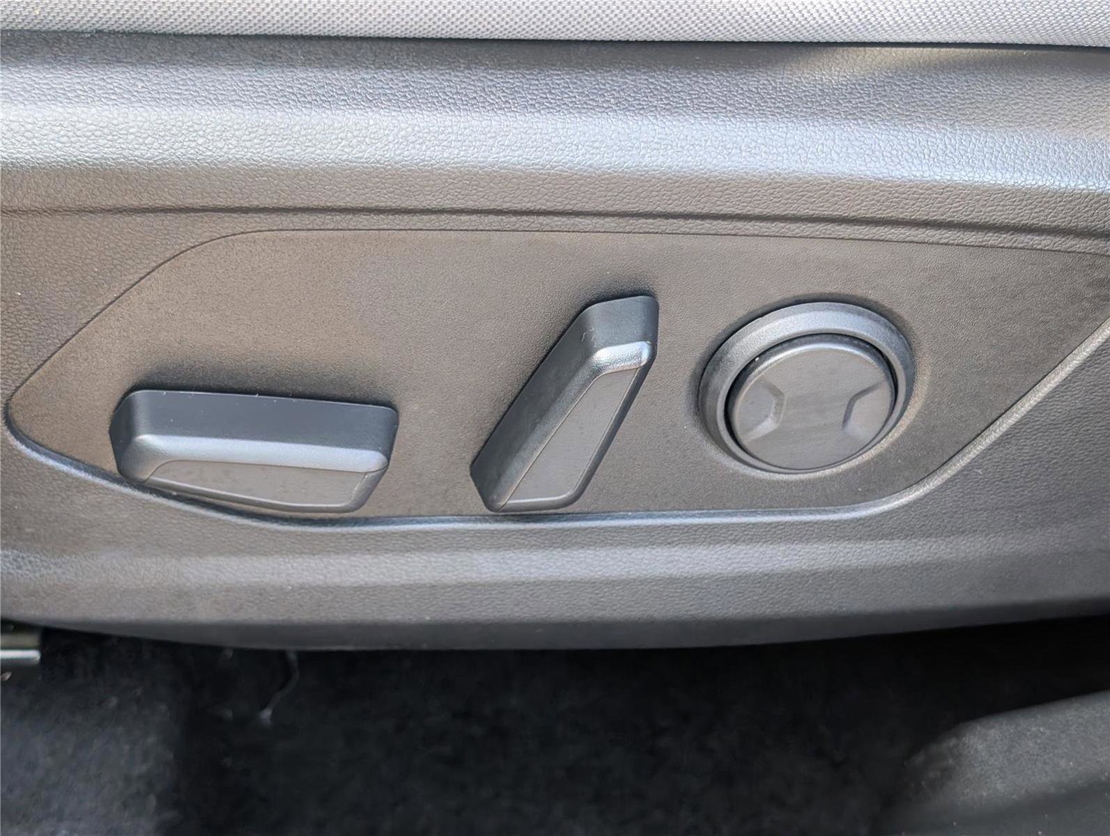 Used 2024 Hyundai Santa Cruz SEL image 17